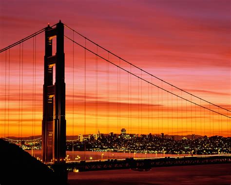 Usa San Francisco Golden Gate Bridge And City Skyline At Dawn