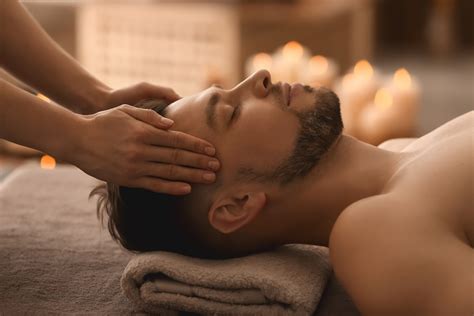 Massage For Men 10 Health Benefits You Should Know