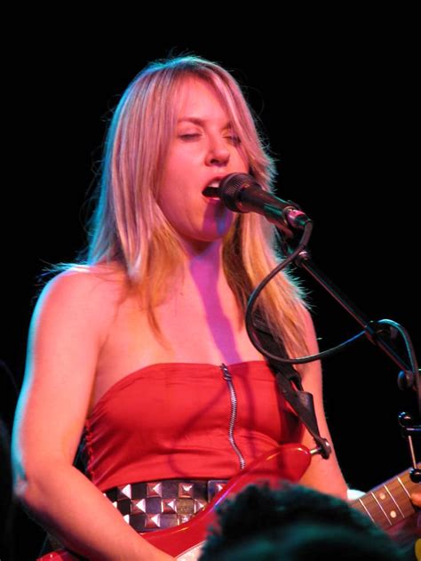 Liz Phair Celebrity Biography Zodiac Sign And Famous Quotes