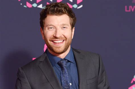 Brett Eldredge Scores Fifth No 1 Country Airplay Song Billboard
