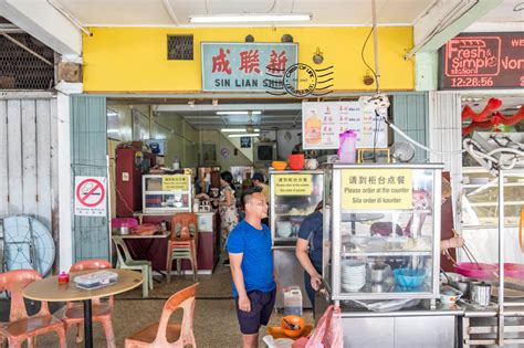 We simply had to stop here to have a bowl. The Best Kolo Mee @ Sin Lian Shin, Kuching, Sarawak ...