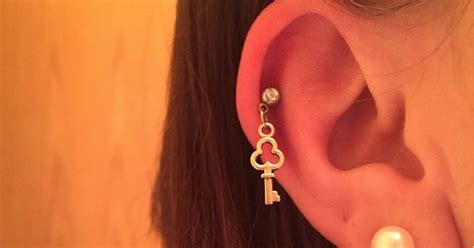 11 Creative Cartilage Piercings Thatll Give You Major Piercing Inspiration