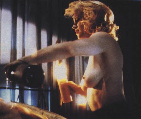 Madonna Nuda ~30 Anni In Body Of Evidence