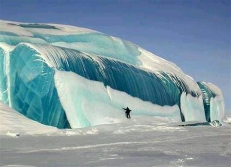 Frozen Tidal Wave In Antarctica Frozen Waves Waves Antarctica