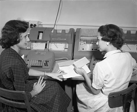 A key is a data structure containing only one column or a set of columns, which is optimized for each entry in a secondary key contains the indexed data plus a pointer the a pointer to a primary key entry. Computers and Cars: Have it Your Way!