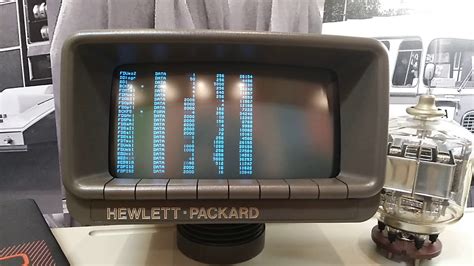 Beautiful Hewlett Packard Hp 250 Old Vintage Computer With Disk Drive