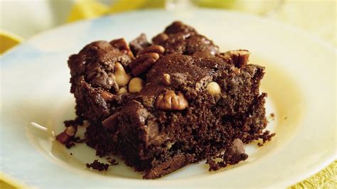 (18 1/2 ounce) box betty crocker supermoist devil's food cake mix. Triple-Fudge Cake recipe from Betty Crocker