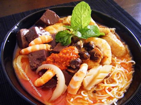 To help you locate the stalls, i create. Cooking @ Home: Penang Curry Mee