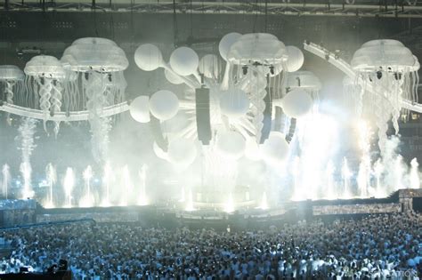 Sensation White Fans Ediciones Del Sensation White