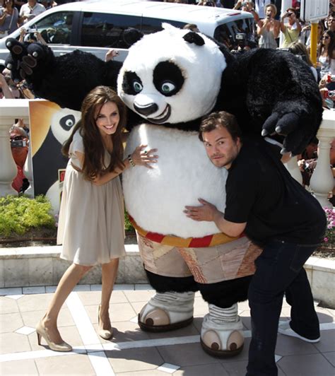 Supervised 3d conversion of original flat kung fu panda. Cast members promote movie Kung Fu Panda 2 in Cannes ...