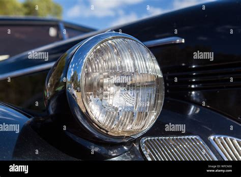Vintage Car Headlight Hi Res Stock Photography And Images Alamy