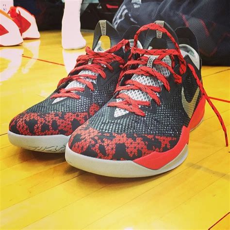 Lamarcus nurae aldridge (born july 19, 1985) is an american professional basketball player for the san antonio spurs of the national basketball association (nba). Portland Trail Blazers Show Their Shoes - WearTesters