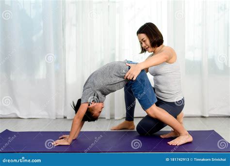 Mom Teach Yoga To Her Son Stock Image Image Of Activity 181742913