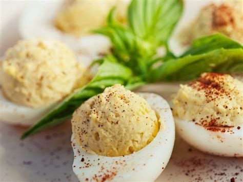 Deviled Eggs With Cheesy Filling Recipe Eatsmarter