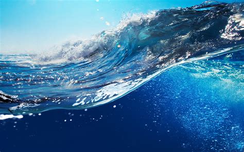 Wallpaper Sea Waves Blue Water Splash Underwater 5120x2880 Uhd 5k