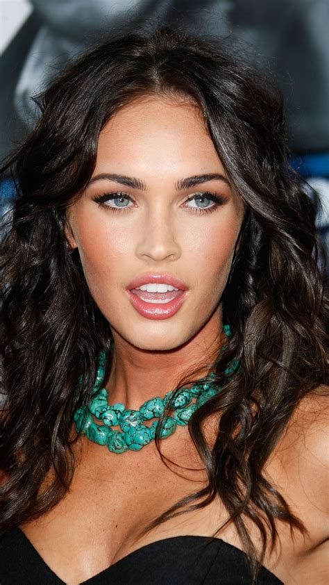 She best known for her star role in transformers and. Fashion Megan Fox - Best htc one wallpapers, free and easy ...