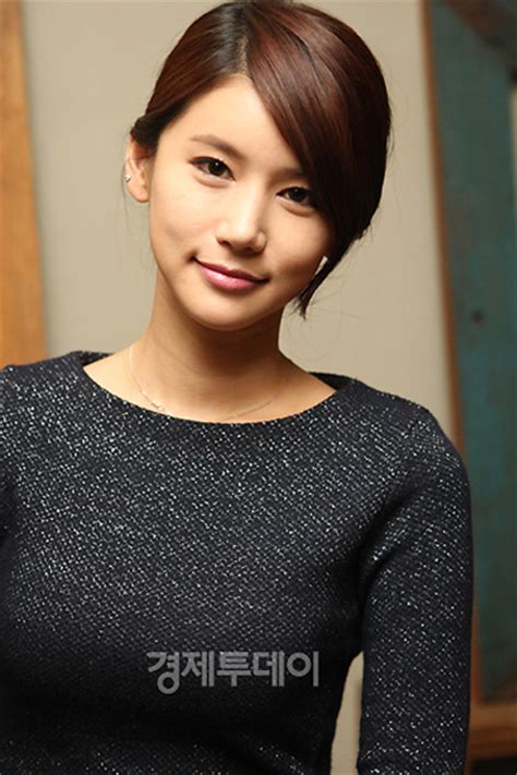 She is best known for her acting in 2011's red vacance. Oh In-hye's car accident with a dump truck @ HanCinema ...