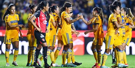 Liga Mx Femenil Tigres Apale Al Atlas Con Triplete De Uchenna Kanu