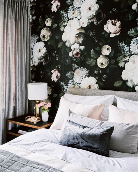 On Trend 12 Rooms With Dramatic Floral Wallpaper