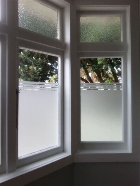 Bathroom Window Coverings For Privacy Penutup Jendela Desain Rumah