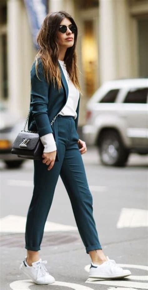 This outfit hits all the right professional high notes. Interview Clothes For Women on Stylevore