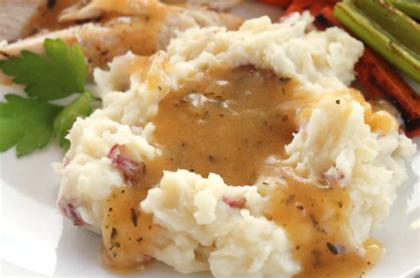 Add in your white wine and bring to a gently bubbling simmer for 2 minutes. Low FODMAP Turkey Gravy - Delicious as it Looks