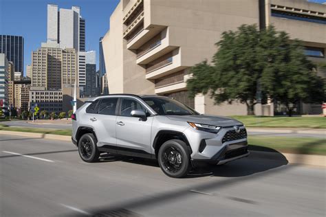 Toyota Refreshes Rav4 For 2022 With New Styling Trim Level