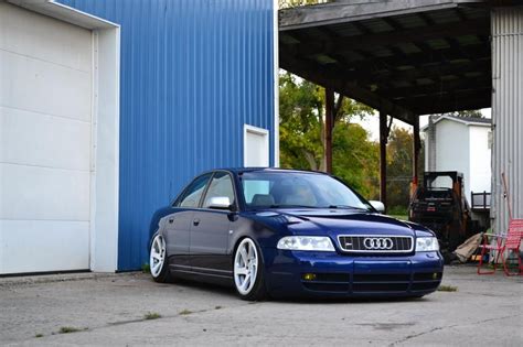 Stanced Audi A4 B5