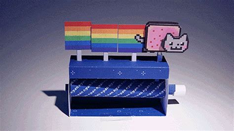 Make Your Own Flying Nyan Cat From Paper Cat Machines Nyan Cat Paper Crafts