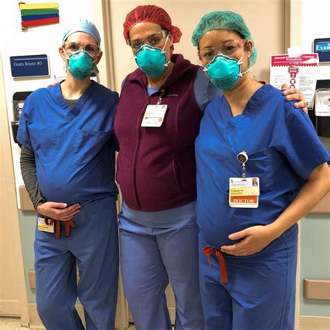 Why These Three Pregnant ER Doctors Keep Working During The Coronavirus Crisis WSJ
