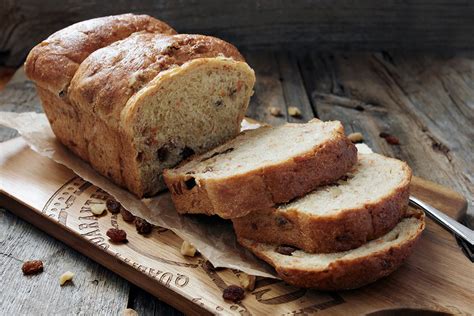 This carrot raisin bread is full of flavor with the addition of carrot, raisin, and walnuts. Carrot Raisin Walnut Yeast Bread - Seasons and Suppers