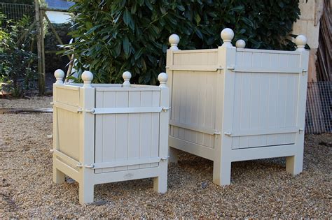 That is why the square planter box plans are often adorned with intricate details. Versailles Planters and Orangerie Boxes - Support 4 Plants ...