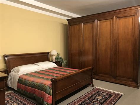 Una camera da letto ben arredata dovrebbe essere accogliente e intima. Prezzi Le Fablier - Offerte Outlet - Sconti 35% / 50% / 60%