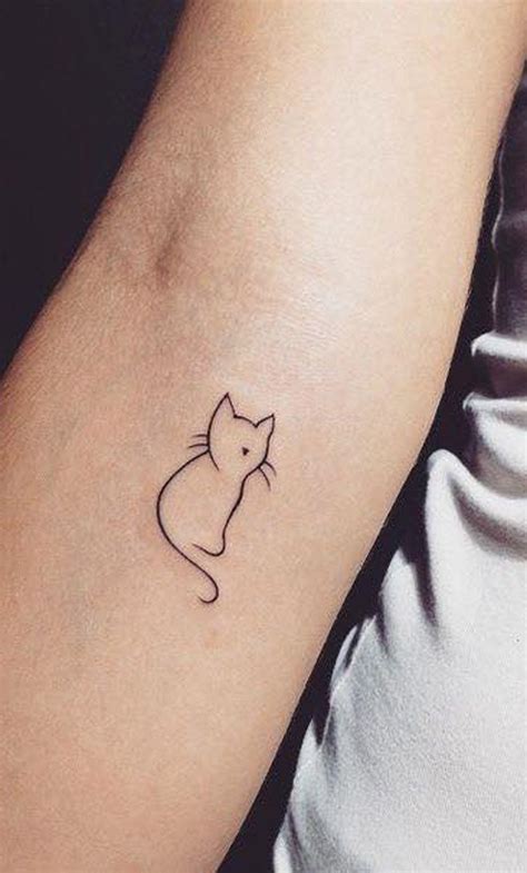 20 Cute Simple Cat Tattoo Ideas For Kitty Lovers Mybodiart