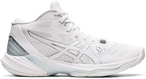 8 Best Volleyball Shoes For Hitters Outsides Middles Opposites