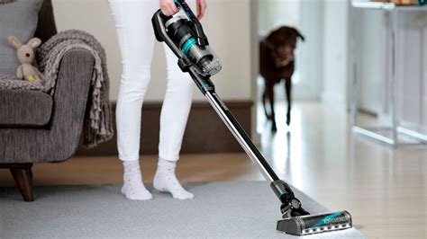 5 Best Cordless Stick Vacuum Cleaner For Hardwood Floors 2021 Youtube