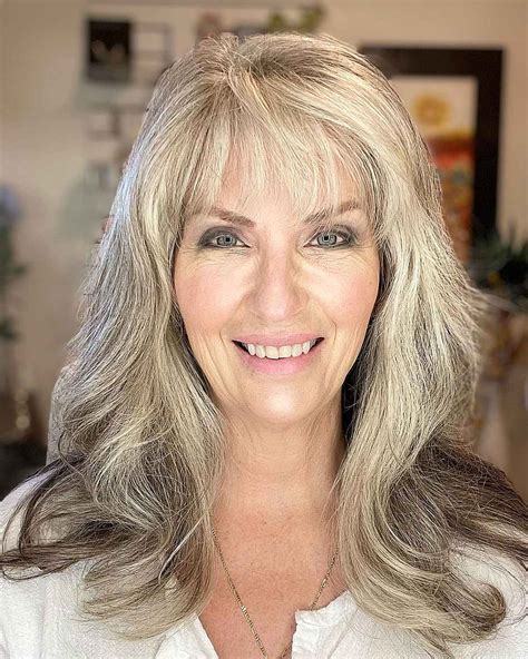 62 Flattering Hairstyles For Women Over 60 To Look Younger 2023