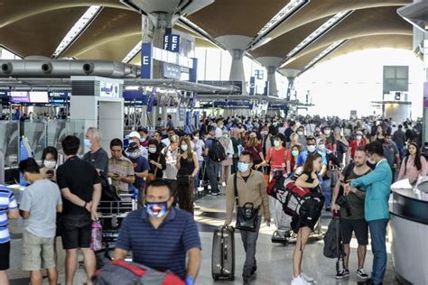 Kuala lumpur international airport is just 2 minutes away by train. Covid-19: 2,298 Malaysians still stranded in 47 countries ...
