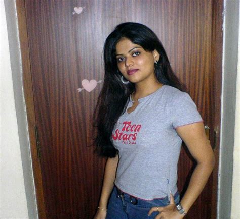 The Funtoosh Pagehave Funbath My Sexy Neha Getting Ready For A