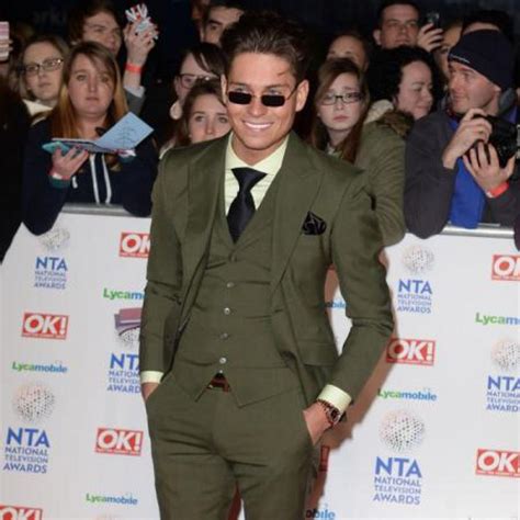 Joey essex pays an emotional tribute to. Joey Essex discusses mother's suicide