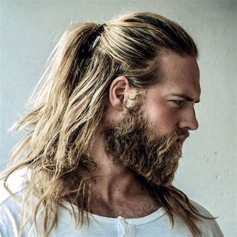 It can be created tight and neat for a sharp appearance or loose and messy for a more relaxed look. The Man Ponytail - Ponytail Styles For Men | Men's ...