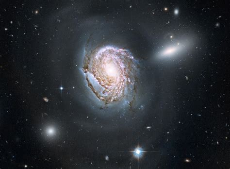 Annes Picture Of The Day Spiral Galaxy Ngc 4911 Annes Astronomy News
