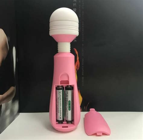 2021 new products 360 degree rotating 2 modes mini wand massager stick av vibrators for women