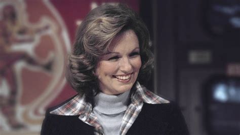 Cbs Sports Mourns The Loss Of Phyllis George A Pioneer For Women In