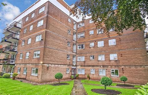 2 Bed Flat For Sale In Pinfold Court Whitefield M45 Zoopla