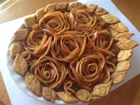 You won't have to worry about the filling overcooking or a soggy crust. The Most Creative Pies That Are Too Cool To Eat | Womans Vibe