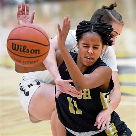 Knoch Girls Basketball Team Wins Section Showdown With Highlands Trib