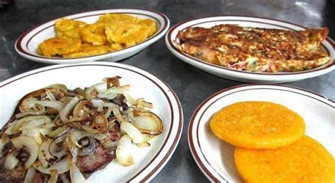 I haven't had any panamanian food since my mom passed. Panamanian style breakfast | Food, Cooking, Breakfast