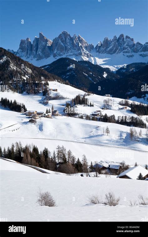 St Magdalena Village Geisler Spitzen 3060m Val Di Funes Dolomites