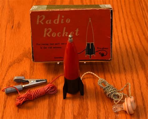 Vintage Radio Rocket Crystal Radio With Original Box Made Flickr